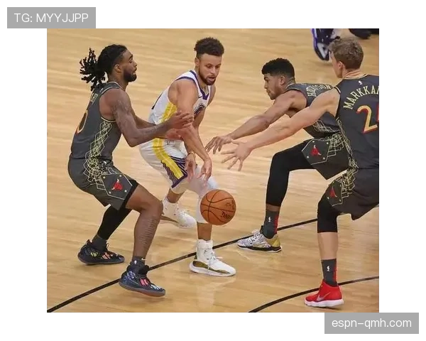 篮球新手必懂:如何正确进行防守站位不被判阻挡犯规 篮球新手必懂:如何正确进行防守站位不被判阻挡犯规